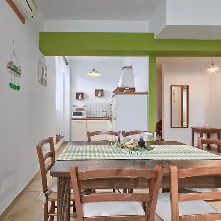 Apartman Sani Apartment Pula