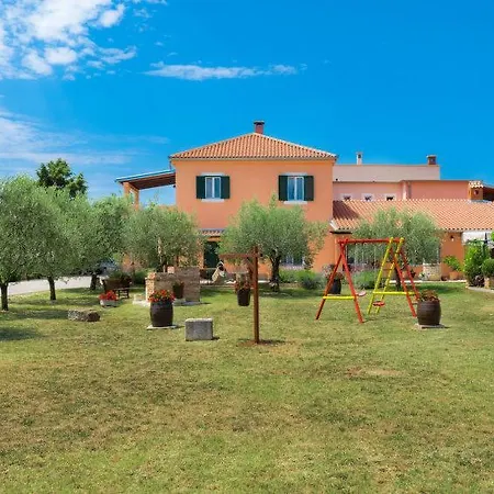 Apartament Apartman Sani *