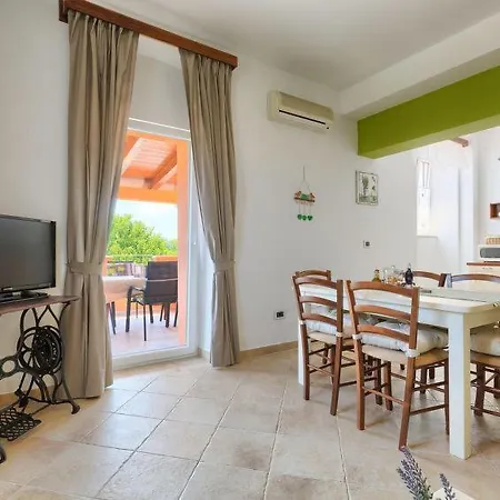Apartament Apartman Sani Pula