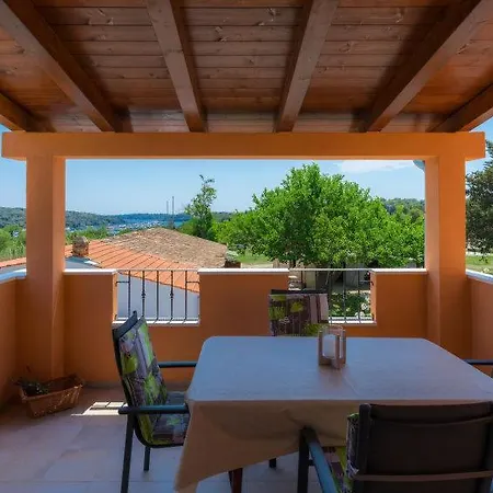 Apartament Apartman Sani